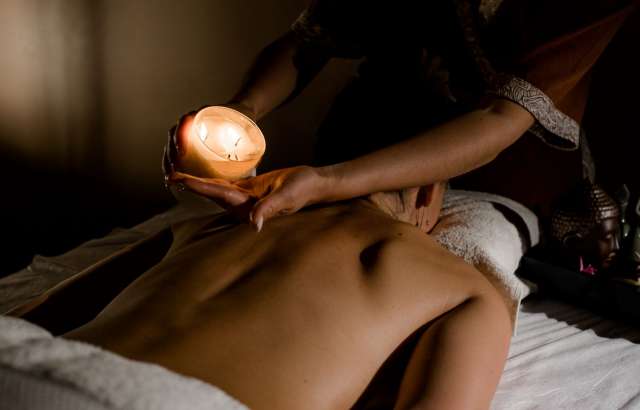 Массаж горячей свечой (всё тело)
